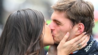 Max Verstappen, campeón mundial de la F1, sostiene desde hace varios años una relación con la modelo brasileña Kelly Piquet.