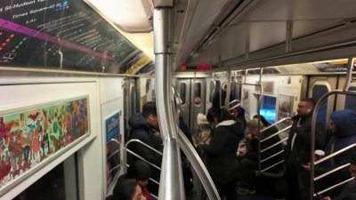 Hochul propone cambios para hacer el metro más seguro