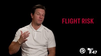 El actor Mark Wahleberg habla de su nueva película Flight Risk