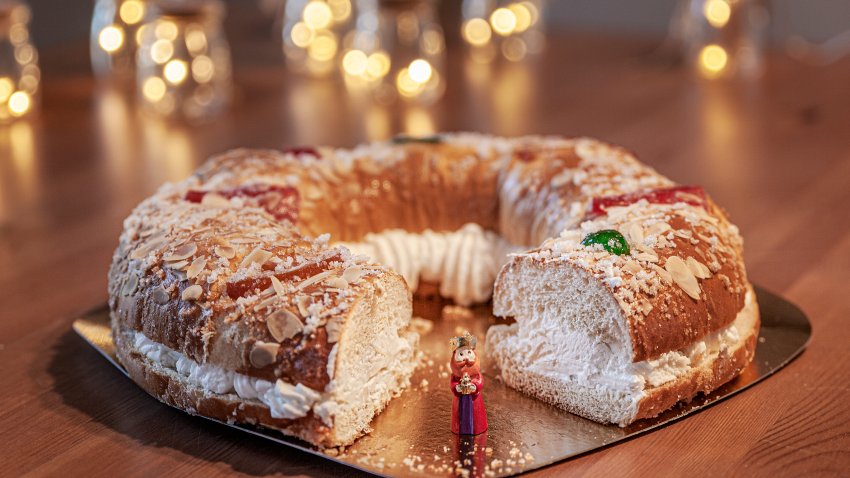 Roscon de reyes, kings’ ring typical dessert eaten in Spain to celebrate Epiphany