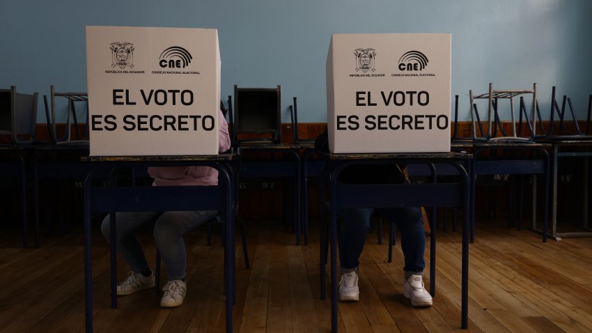 QUITO, ECUADOR – APRIL 21: People cast their vote during  vote on Constitutional Referendum on April 21, 2024 in Quito, Ecuador. President of Ecuador, Daniel Noboa issued changes and reforms to the country’s constitution. Through 11 questions, Ecuadorans will vote on topics related to security or employment. Ballots will be divided in 6 questions for referendum (Changes to Constitution) and 5 for a public consultation (topics of national interest).(Photo by Franklin Jacome/Agencia Press South/Getty Images)