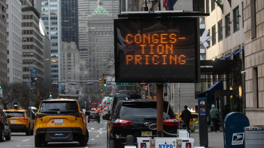 A Congestion Pricing sign on Park Avenue in New York, US, on Friday, Jan. 3, 2024. New York’s controversial plan to charge drivers for entering Manhattan’s central business district starting on Sunday is facing a last-ditch challenge from neighboring New Jersey. Photographer: Michael Nagle/Bloomberg via Getty Images