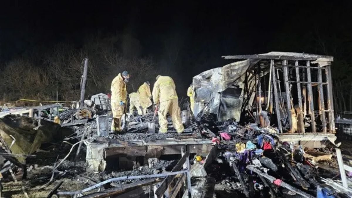 Madre e hijo mueren luego de un incendio en su casa de Maryland ...