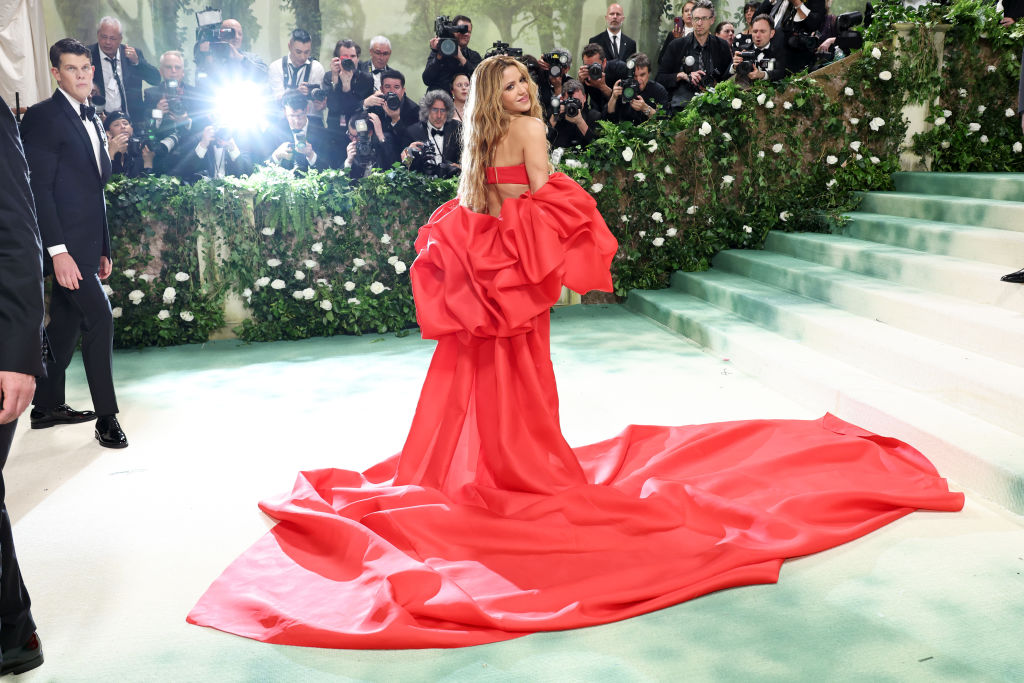 Shakira asiste a la Met Gala 2024 celebrando "Bellas Durmientes: El Despertar de la Moda" en el Museo Metropolitano de Arte el 6 de mayo de 2024 en la Ciudad de Nueva York.