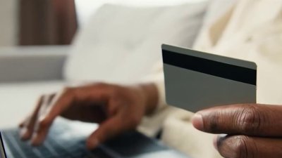 Estudio revela que 6 de cada 10 personas usan tarjetas de crédito para pagos básicos