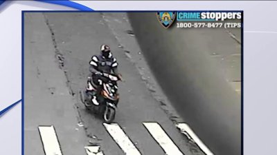 Buscan sospechoso de robar una cadena a un niño en El Bronx