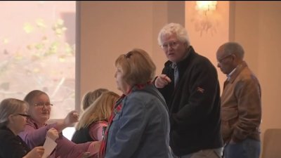 Revelan resultados preliminares de las elecciones primarias en Virginia