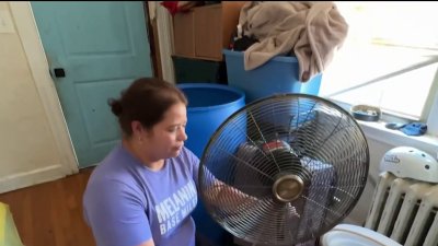 Residentes de DC denuncian falta de aire acondicionado