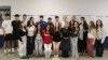 15 pares de gemelos se gradúan de una escuela secundaria de Long Island