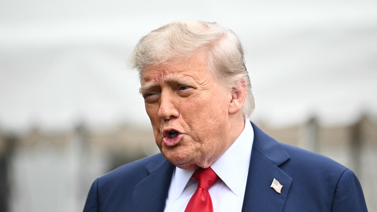 Trump anuncia acuerdo con Dinamarca para reforzar presencia militar de EEUU en Groenlandia