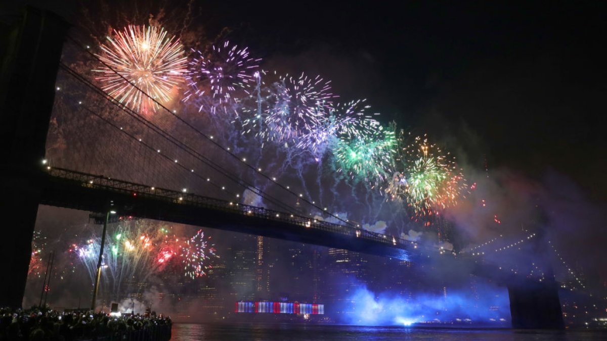Fuegos artificiales de Macy’s para celebrar el 4 de Julio en NY ...