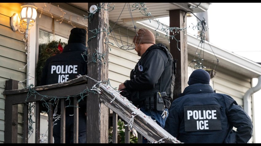 Qué hacer si ICE toca a tu puerta y quiere entrar a tu casa: lo que dice un abogado