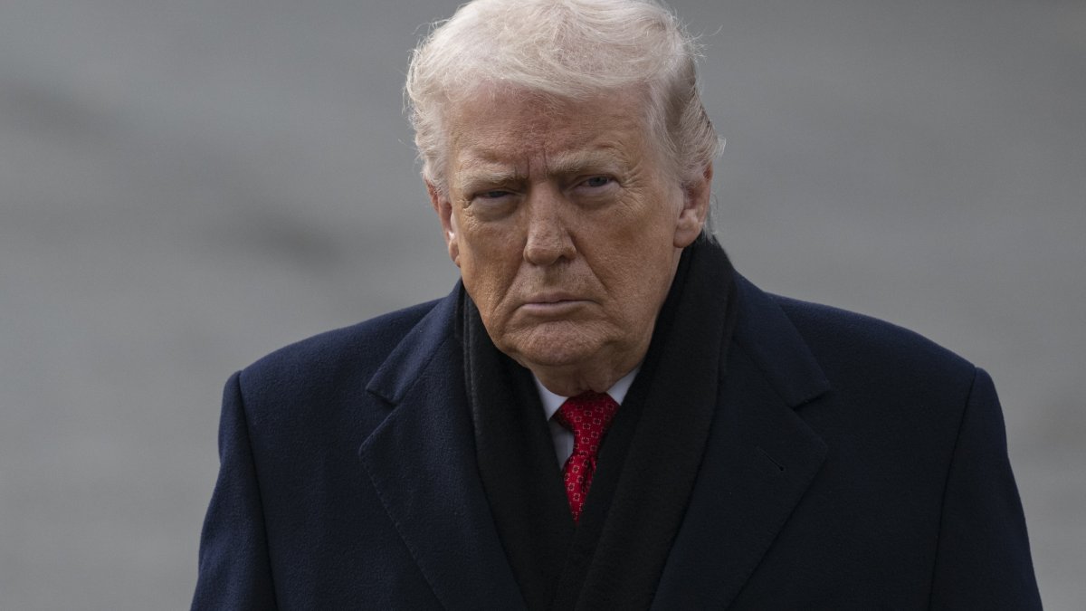 Trump vincula amenazas en Groenlandia al rechazo del Nobel; Europa contempla represalias