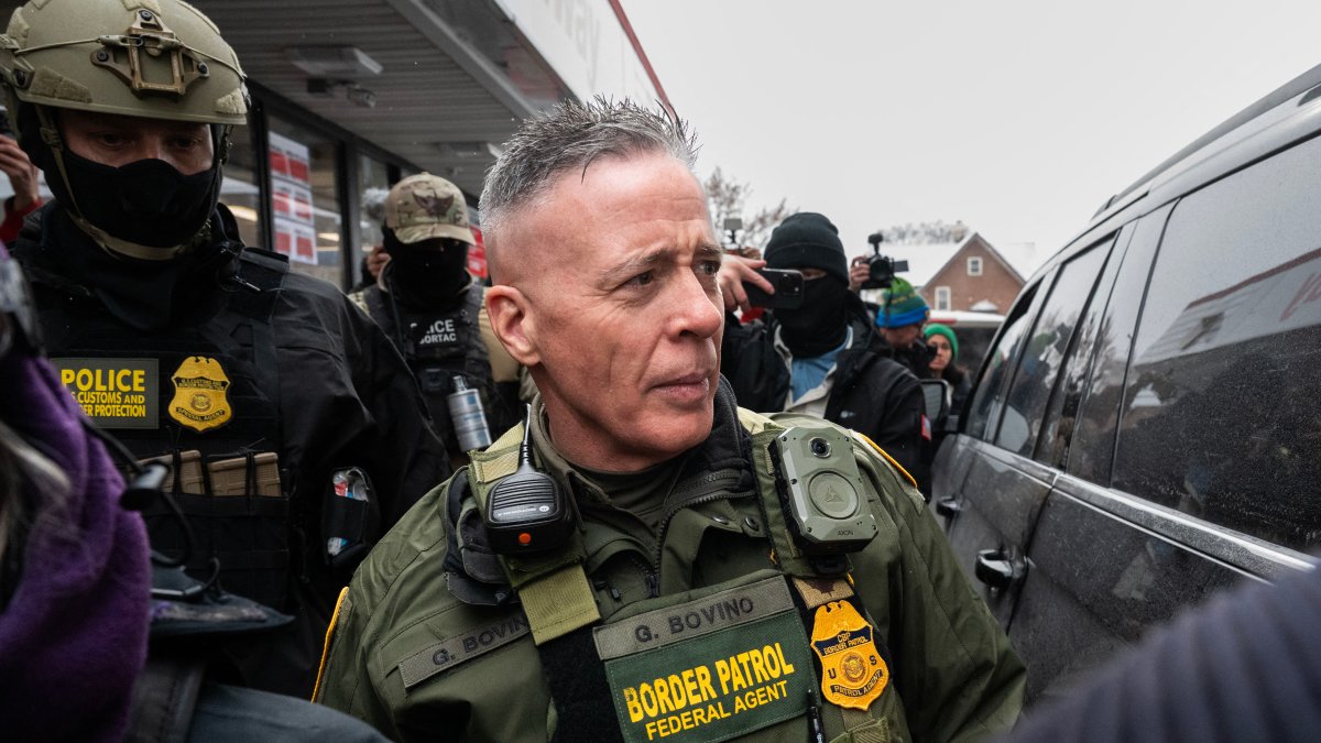 Corte levanta restricciones sobre tácticas usadas en operativos migratorios en Minnesota