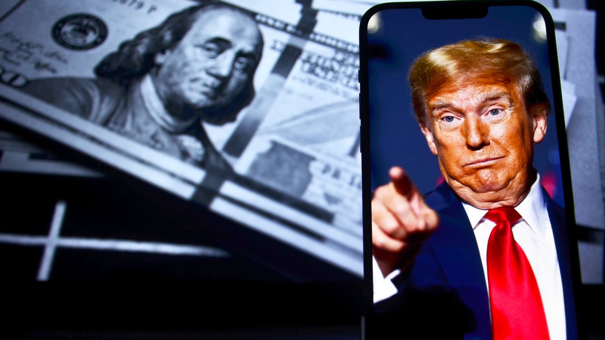 Departamento del Tesoro colocaría firma de Trump en los billetes ...