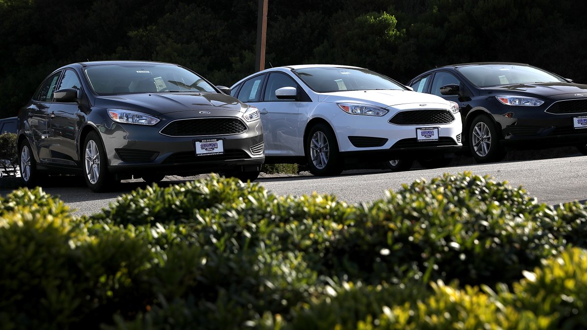 Ford llama a revisión a más de 250,000 autos Focus por fallas de motor