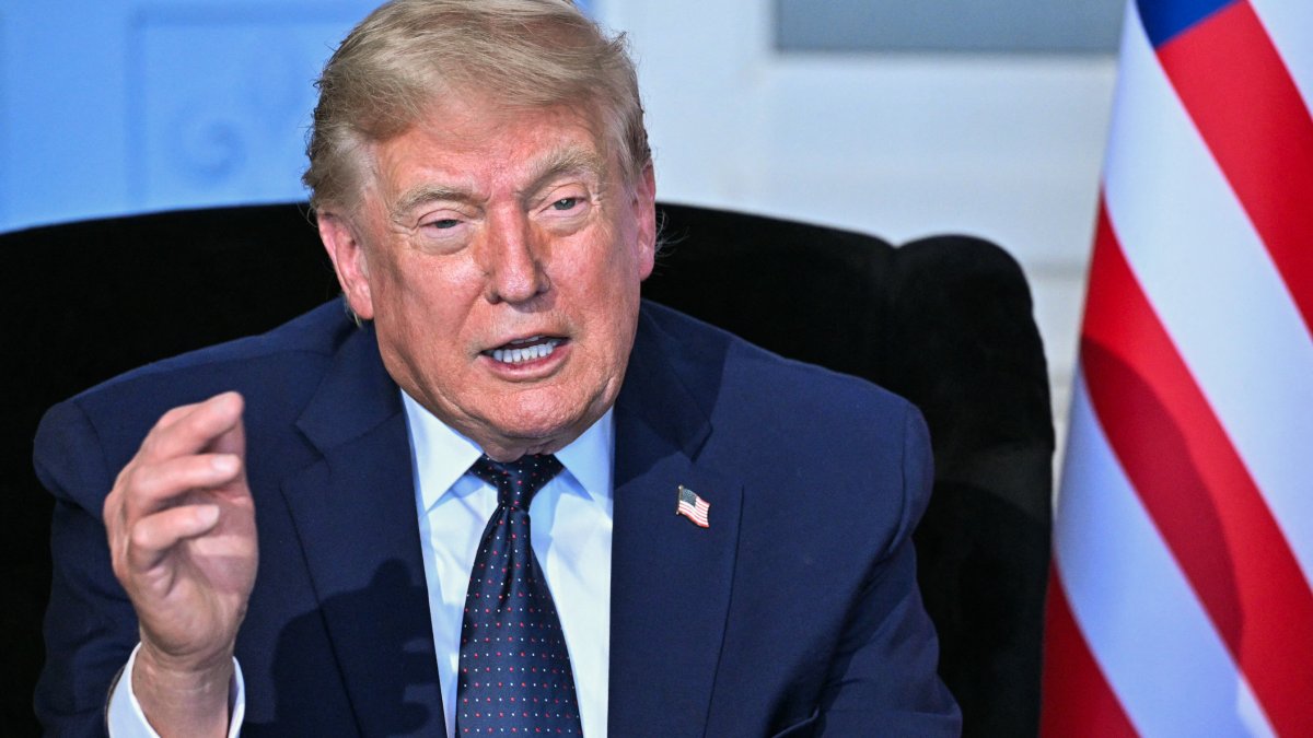 Trump obliga a las empresas estadounidenses a fabricar más armas
