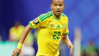 ARCHIVO – Jayden Adams, de la selección de Sudáfrica, disputa un partido del Mundial ante Chequia en Atlanta, el jueves 18 de junio de 2026 (AP Foto/Stew Milne, archivo)