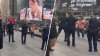 1 muerto, otra persona resulta herida por mujer armada con cuchillo en Times Square, según fuentes