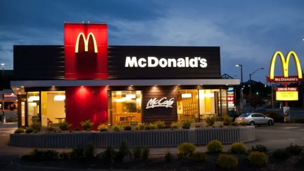 Los "Boo Buckets" de McDonald’s vuelven este año, con un toque malvado