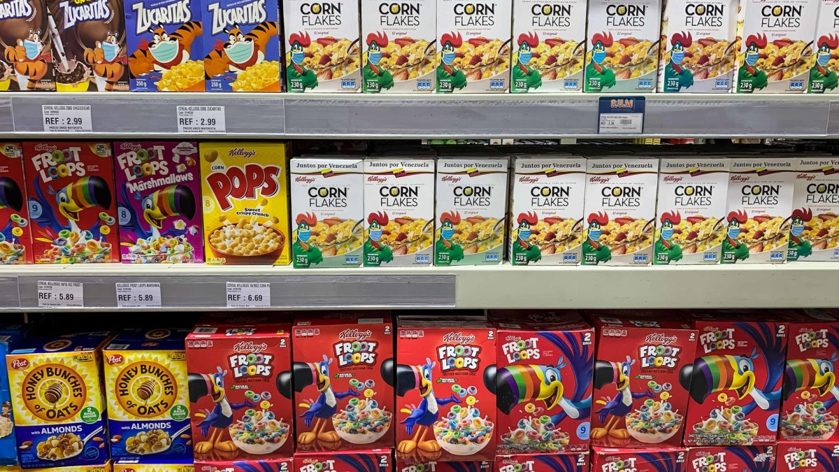 Comer alimentos ultraprocesados en exceso podría relacionarse con daños cerebrales, revela estudio