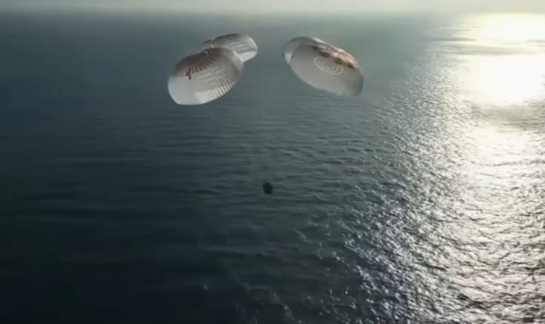 Cuatro astronautas regresan a la Tierra tras ocho meses en el espacio