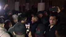 Caravana de migrantes recibidos con rechazo en Tijuana. Noticias en tiempo real