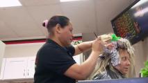 Nueva ley beneficia a peluqueros en Passaic. Noticias en tiempo real