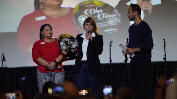Condado Osceola reconoce a Olga Tañón