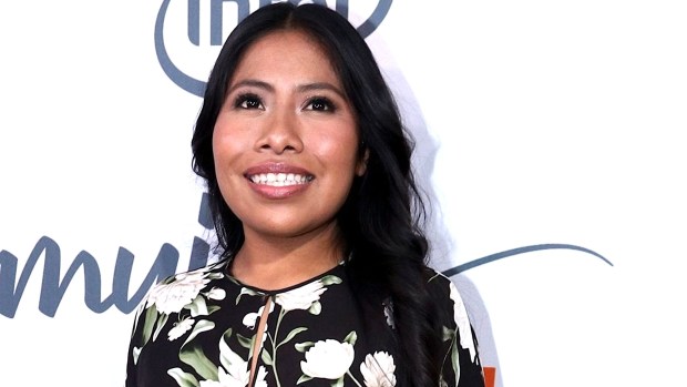 Yalitza Aparicio, “feliz” de inspirar a niñas de su comunidad