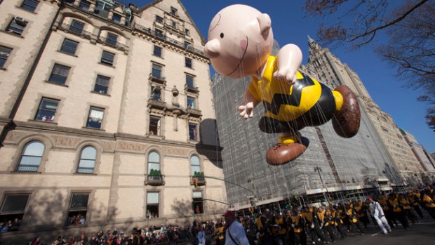 Video: Desfile trae alegría tras Sandy