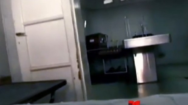 Video: Mujer se despierta en la morgue