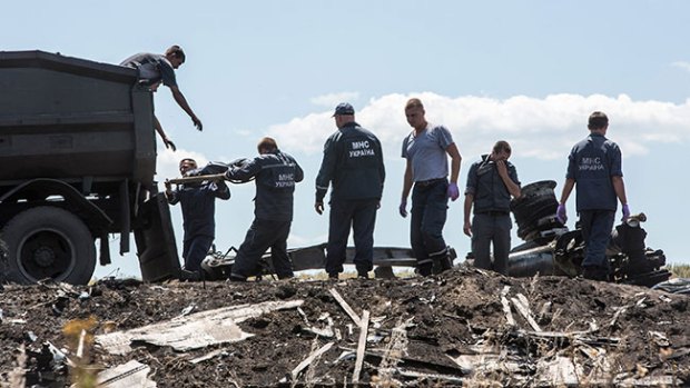 Video: MH17: Inicia transporte de cadáveres