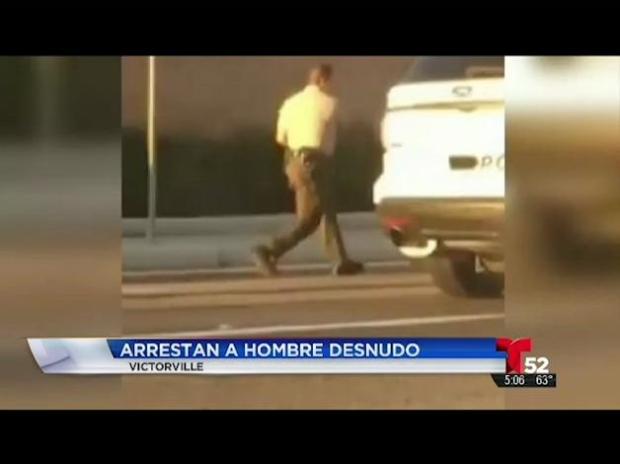 intenta robar tres autos desnudo y ensangrentado