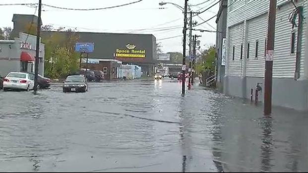 Video: Lynn: Peligro mayor tras inundaciones