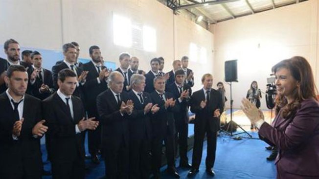 Presidenta argentina recibe a la selección
