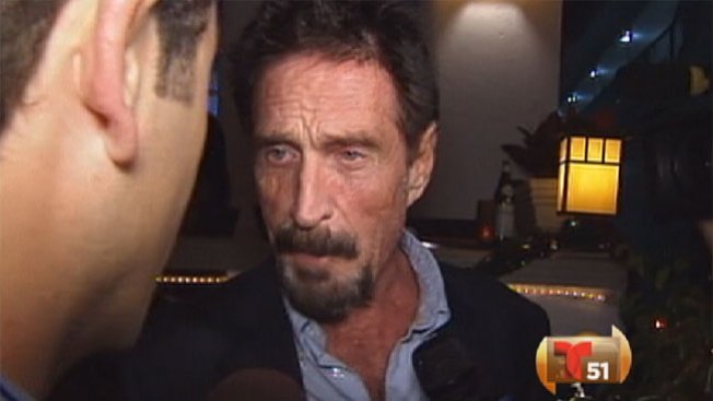 McAfee llega deportado a Miami