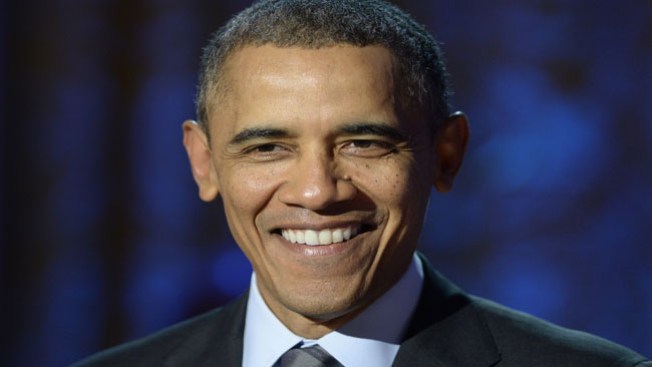 Obama pide ampliar pago de horas extra