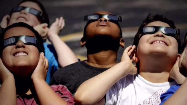 anteojos para ver eclipse