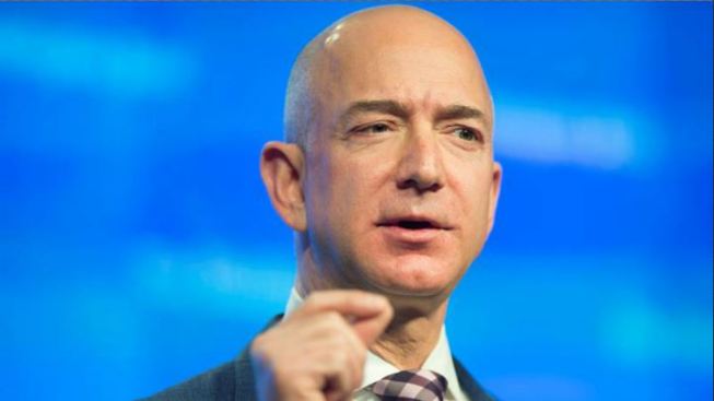¡El dueño de Amazon donó un montón de dinero a los 'Dreamers'! ¡El dueño de Amazon donó un montón de dinero a los 'Dreamers'!