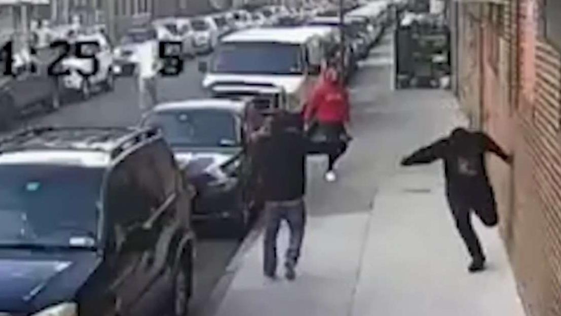 NYPD a la caza de pandilleros que habrían matado a joven