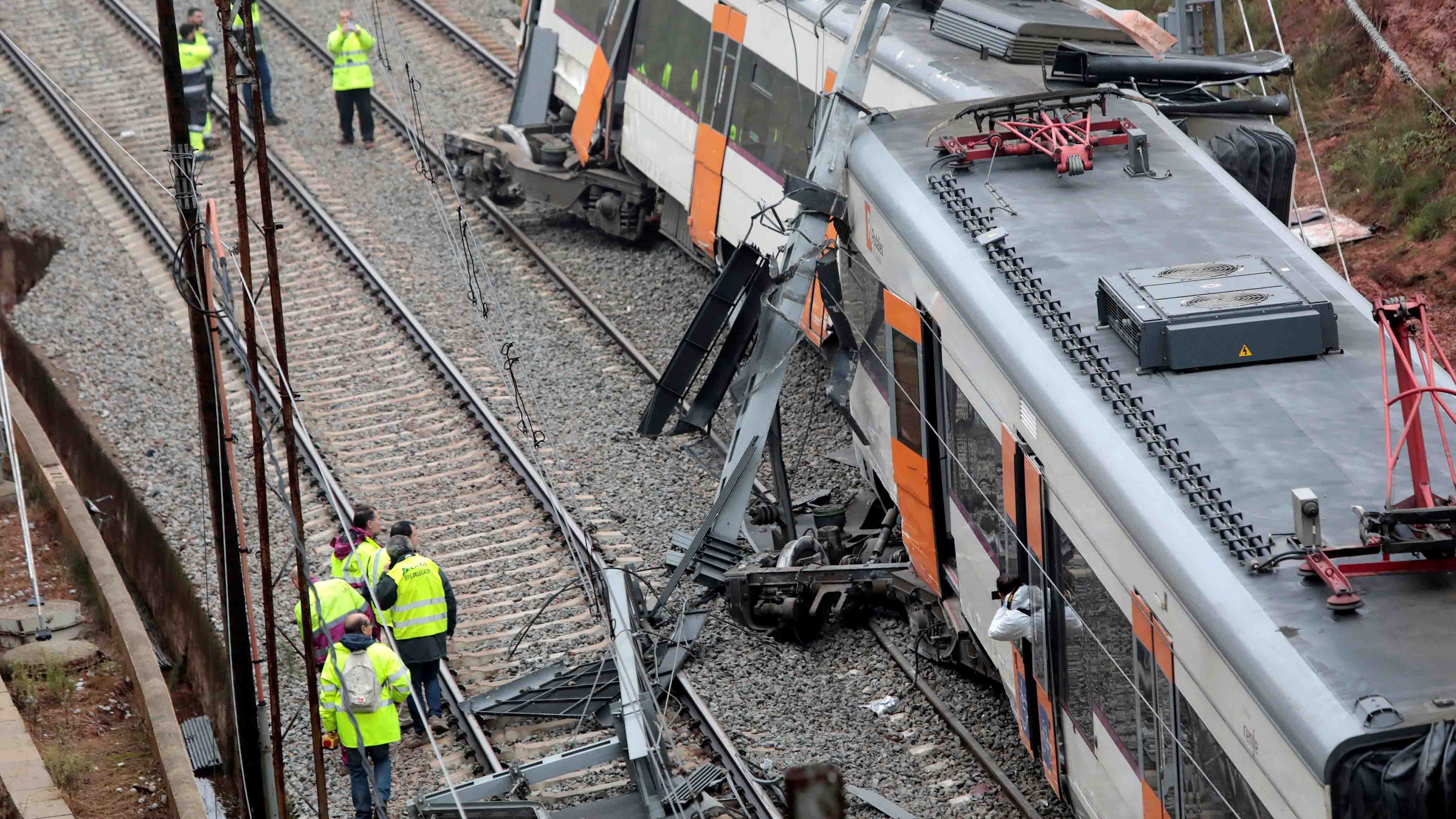 Deslave causa mortal accidente de tren en Barcelona